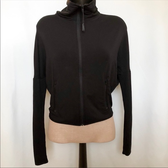 Aritzia Jackets & Blazers - Aritzia Community Black Zip Up Jacket